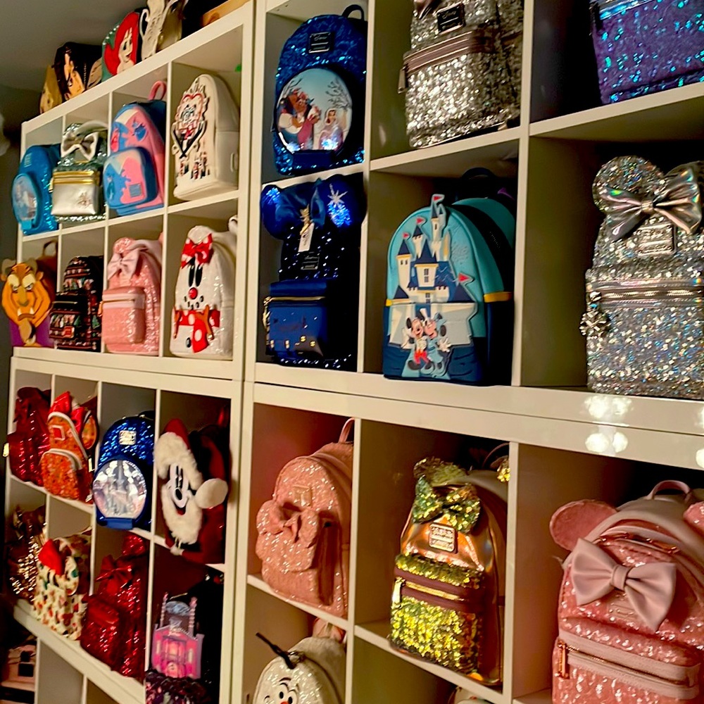 I have over 100 loungefly to sell 🥰🥰 and lots of other Disney merchandise ❤️